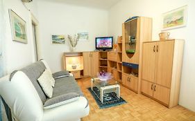 Apartments Pyros